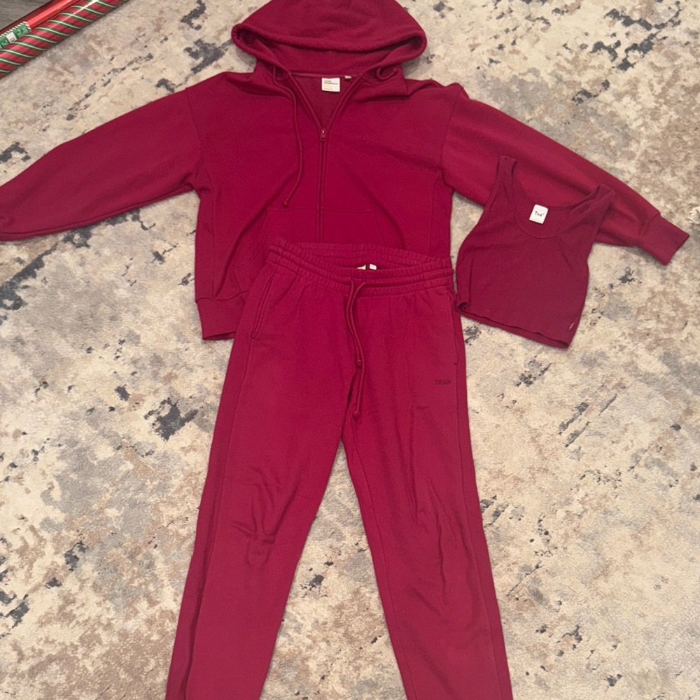 Aritzia 3 piece set